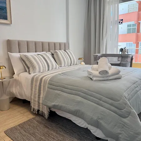 Nuevo, Piscina Y Mar A 1 Paso