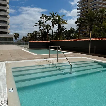 Lägenhet Nuevo, Piscina Y Mar A 1 Paso