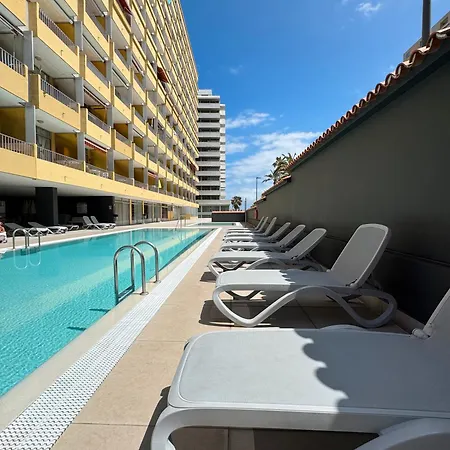 Nuevo, Piscina Y Mar A 1 Paso