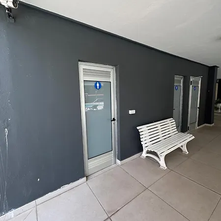 Nuevo, Piscina Y Mar A 1 Paso