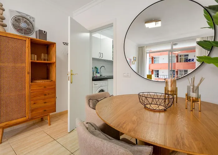 Nuevo, Piscina Y Mar A 1 Paso